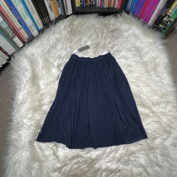 UNITED COLORS OF BENETTON WOMENS PLEATED SKIRT NAVY BLUE - Picture 4 of 5